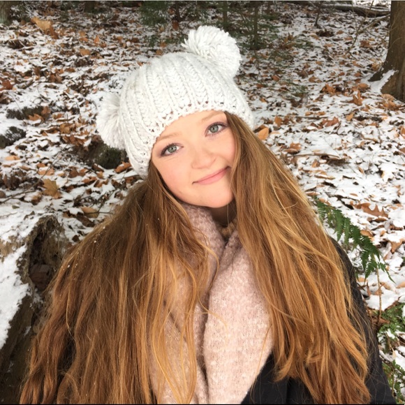 Meet your Posher, Emily - Picture 1 of 1